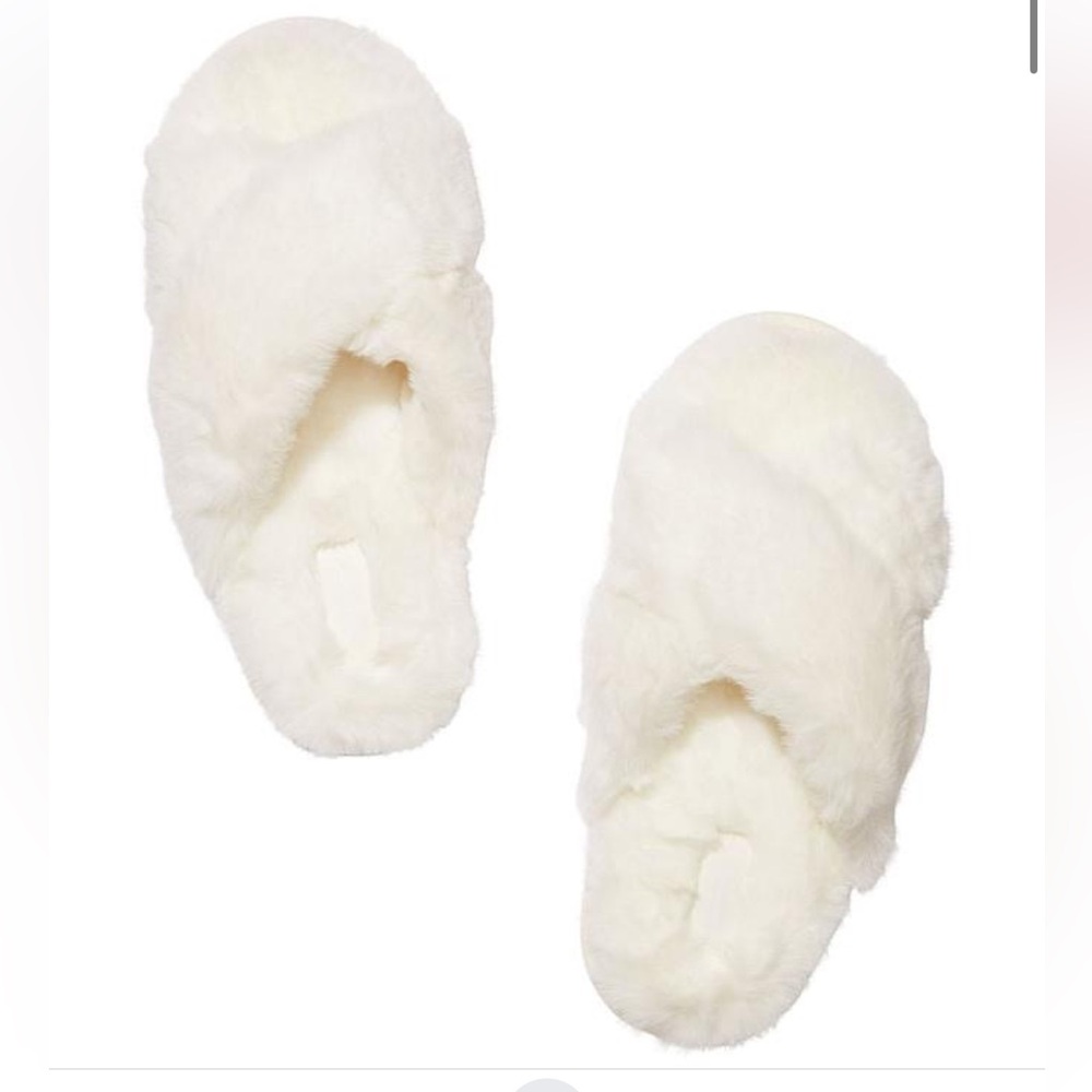 Victoria’s Secret PINK FAUX FUR CROSSOVER SLIPPERS, Ivory, Soft Pearl, S (5-6)